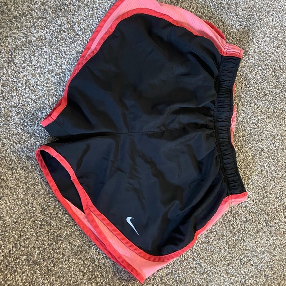 Women’s Nike Shorts, Great condition - Picture 1 of 2